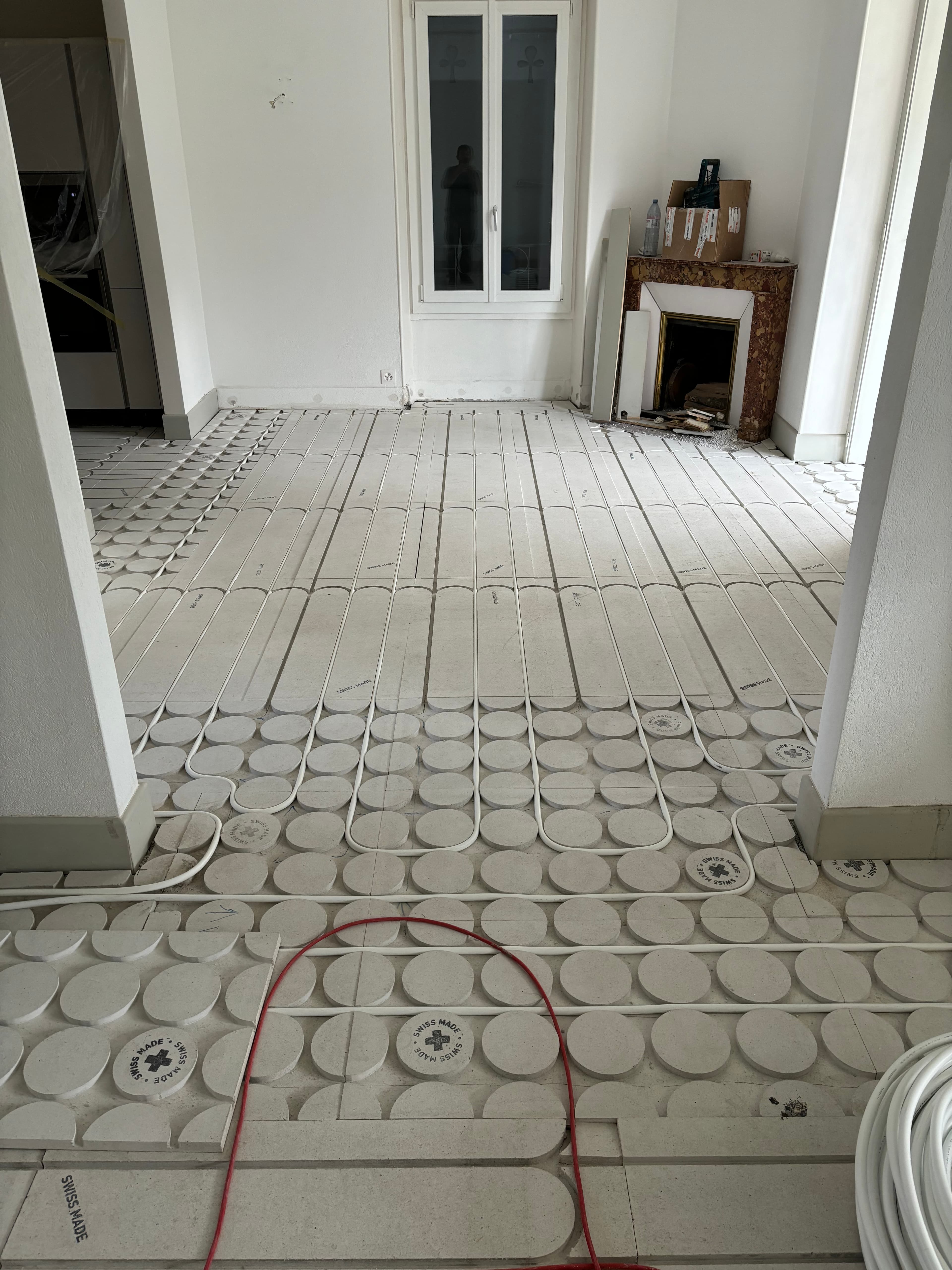 Installation de chauffe eau au sol hydraulique